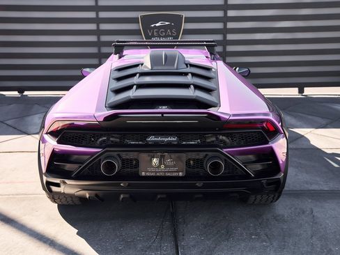 Used 2024 Lamborghini Huracan Sterrato image 20