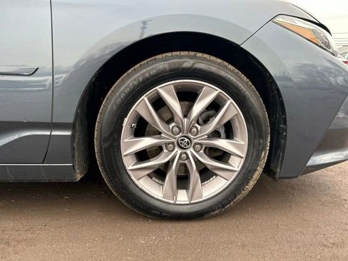 Used 2019 Toyota Avalon image 9