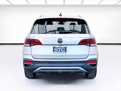 Used 2023 Volkswagen Taos SE image 5