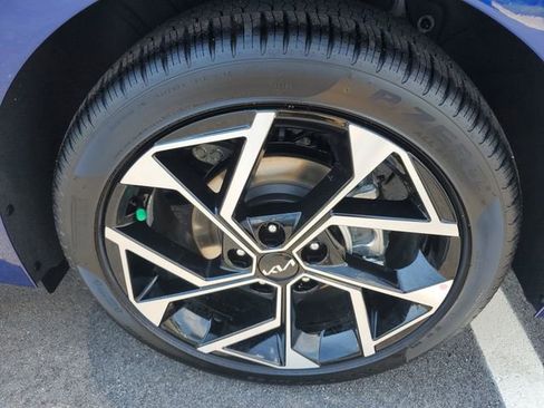 New 2025 Kia K5 EX FWD image 7