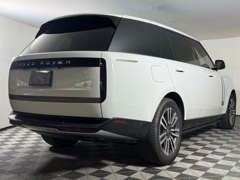 Used 2024 Land Rover Range Rover Long Wheelbase SE AWD/4WD image 8