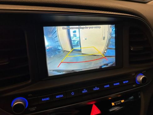 Used 2020 Hyundai Elantra Value Edition w/ Cargo Package (C1) FWD image 12