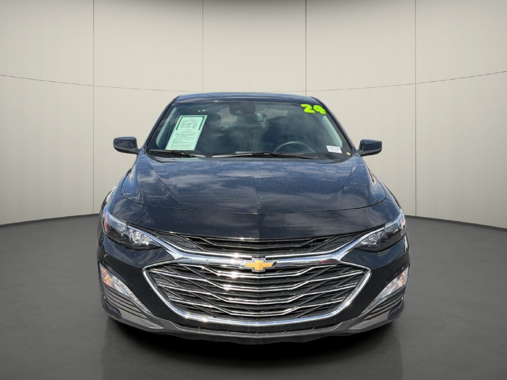 Used 2024 Chevrolet Malibu LT FWD image 2