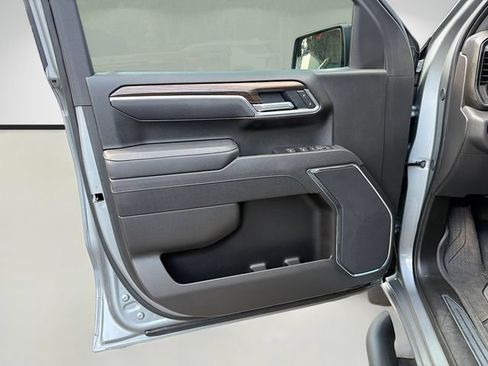 Used 2025 Chevrolet Silverado 1500 RST w/ LPO, Dark Essentials Package RWD image 20