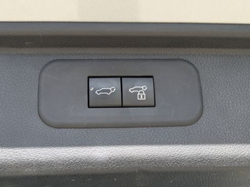 Used 2024 Toyota Grand Highlander XLE image 14