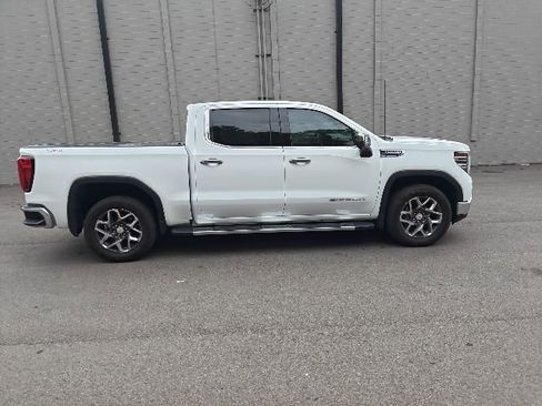 Used 2025 GMC Sierra 1500 SLT w/ SLT Premium Plus Package image 2