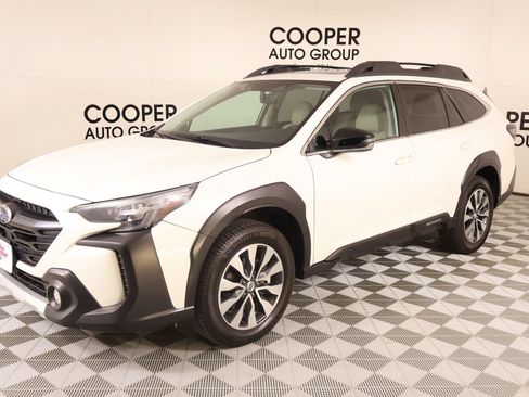 Used 2023 Subaru Outback Limited AWD/4WD image 10