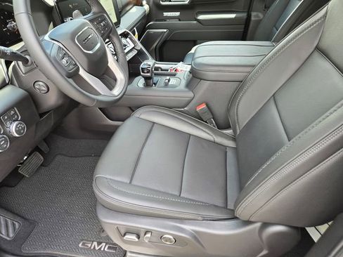 New 2026 GMC Sierra 1500 Denali AWD/4WD image 9