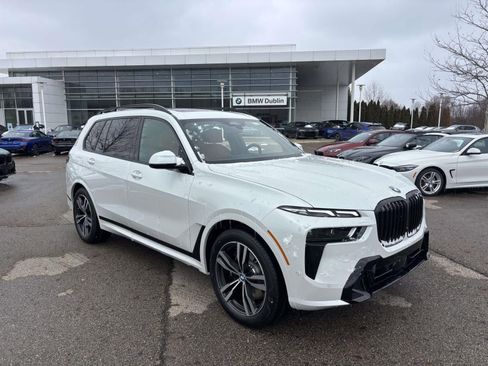 New 2026 BMW X7 xDrive40i w/ M Sport Package image 1
