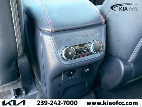 Used 2025 Ford Explorer ST-Line w/ Premium Package RWD image 20
