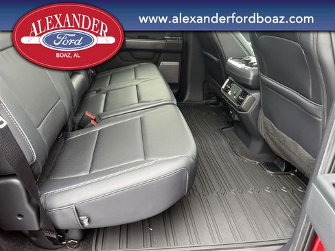 New 2025 Ford F150 Lariat w/ Equipment Group 501A Mid image 20