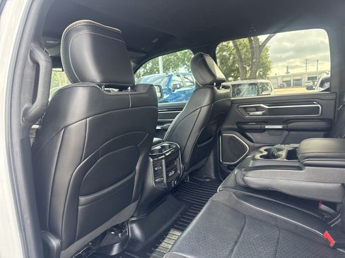 Used 2022 RAM 1500 Laramie w/ Sport Appearance Package AWD/4WD image 9