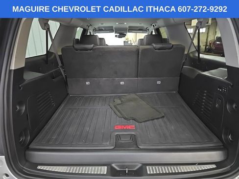 Used 2016 GMC Yukon XL SLT image 11
