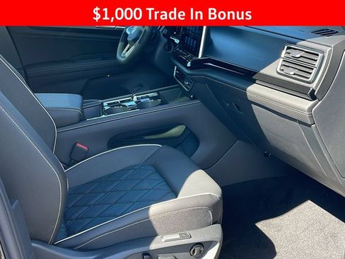 New 2026 Volkswagen Atlas Cross Sport SEL Premium R-Line AWD/4WD image 33