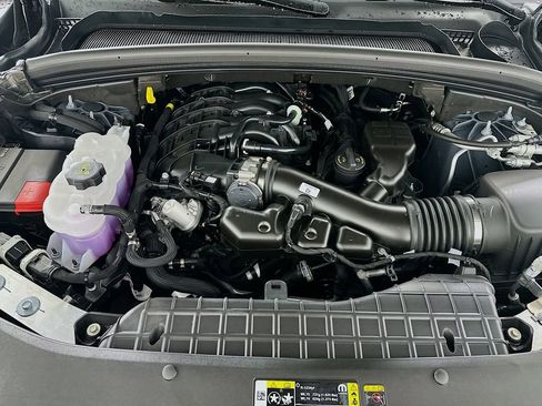 New 2025 Jeep Grand Cherokee L Altitude image 18