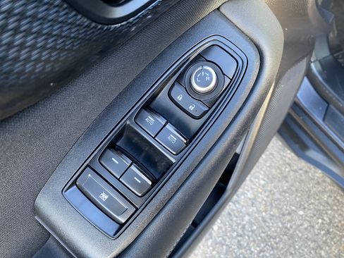 Used 2023 Subaru Outback Premium image 17