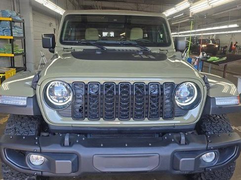 Used 2025 Jeep Wrangler Unlimited Sport S 4xe AWD/4WD image 2