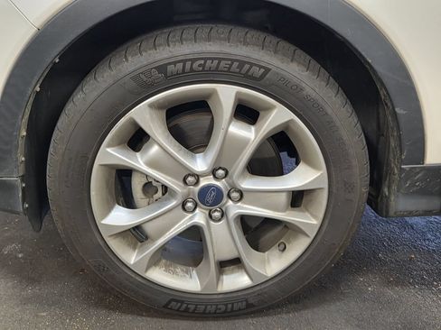 Used 2016 Ford Escape Titanium AWD/4WD image 3