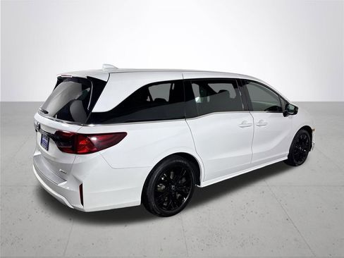 Certified 2025 Honda Odyssey Sport-L image 7
