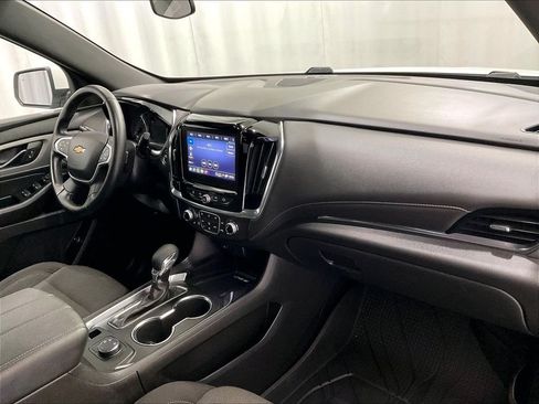 Used 2023 Chevrolet Traverse LT w/ LPO, Floor Liner Package AWD/4WD image 14