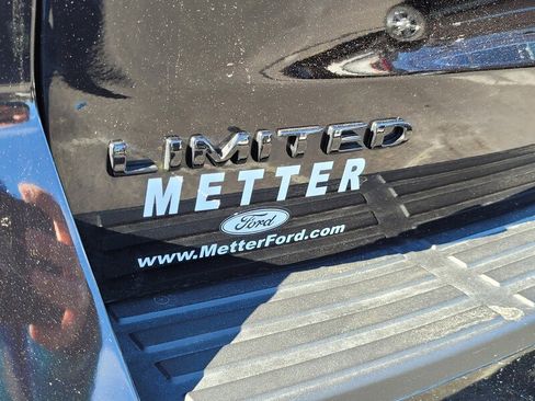 Used 2024 Ford Expedition Limited image 10