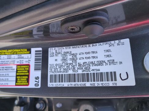 Used 2022 Toyota Tacoma SR5 RWD image 23