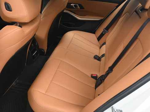 Used 2025 BMW 330i xDrive Sedan w/ Convenience Package image 6