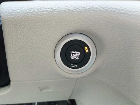 Used 2024 Chrysler Pacifica Touring-L w/ Road Tripper Package FWD image 34