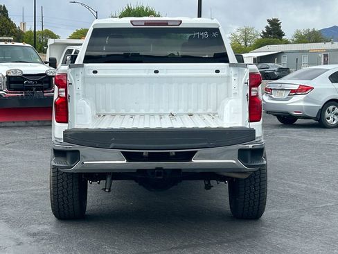 Used 2025 Chevrolet Silverado 1500 LT w/ Work Truck Package AWD/4WD image 8