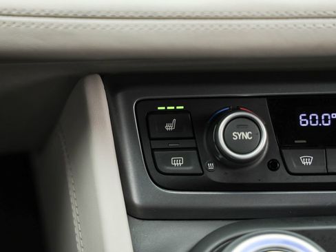 Used 2016 BMW i8 AWD/4WD image 10