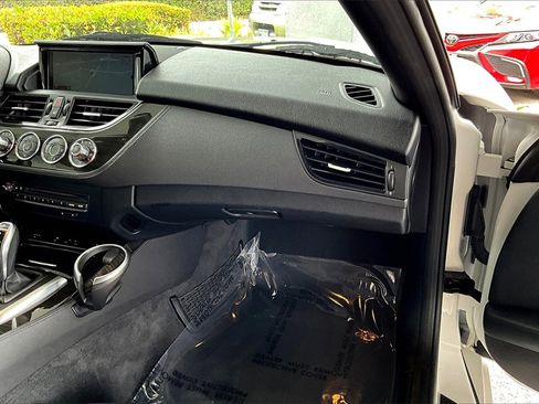 Used 2016 BMW Z4 sDrive28i image 23