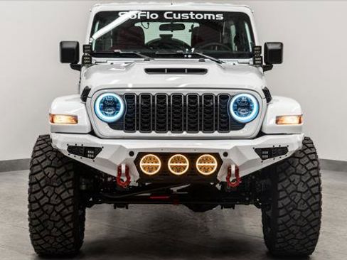 Used 2026 Jeep Wrangler Unlimited Sport image 4