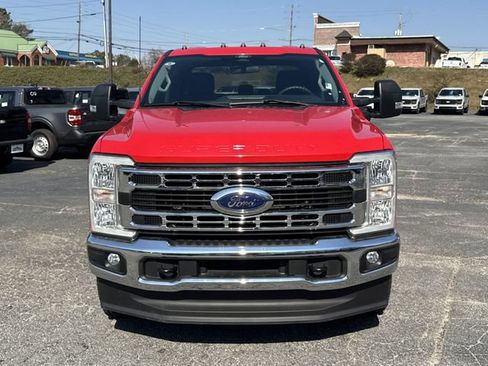 Used 2024 Ford F350 XLT w/ FX4 Off-Road Package image 2