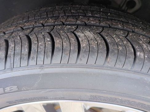 Used 2024 Volkswagen Jetta SE image 11