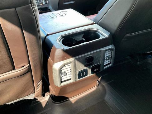 Used 2018 Ford F150 King Ranch w/ Equipment Group 601A Luxury AWD/4WD image 25