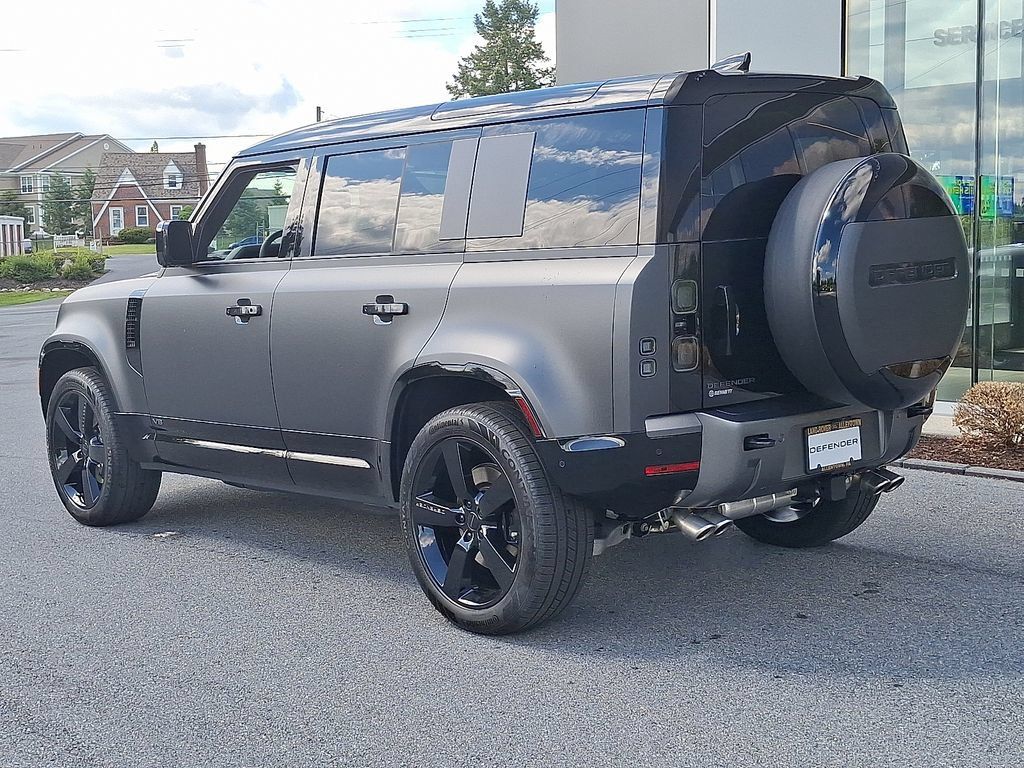 New 2026 Land Rover Defender 110 V8 AWD/4WD image 4