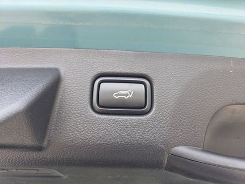 Certified 2025 Kia Seltos EX w/ EX Sunroof Package AWD/4WD image 11