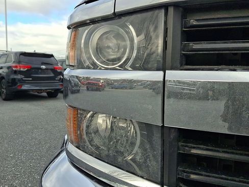 Used 2015 Chevrolet Silverado 2500 LT w/ LT Convenience Package image 9