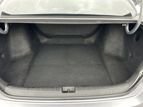 Used 2019 Honda Accord LX image 4