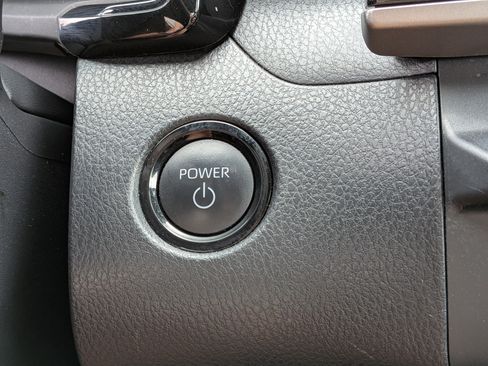 Used 2025 Toyota Camry LE w/ Convenience Package FWD image 29