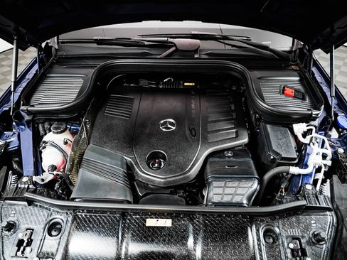 Certified 2024 Mercedes-Benz GLS 450 4MATIC image 4