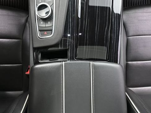 Used 2021 Cadillac Escalade Sport w/ LPO, Illumination Package AWD/4WD image 28