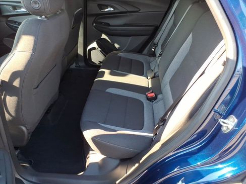 Used 2023 Chevrolet TrailBlazer LT FWD image 6