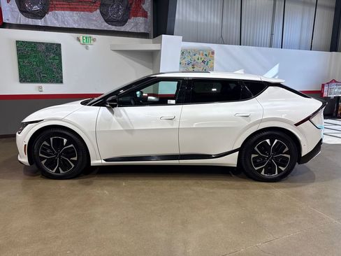 Used 2022 Kia EV6 GT-Line w/ GT-Line Suede Seat Package image 4