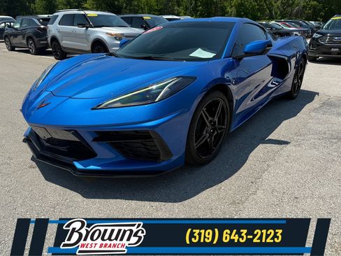 Used 2022 Chevrolet Corvette Stingray Coupe w/ 1LT RWD image 1