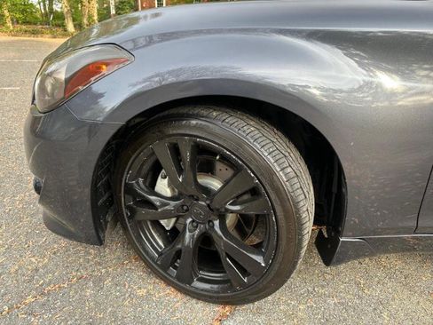 Used 2011 INFINITI M37 w/ Sport Pkg image 3