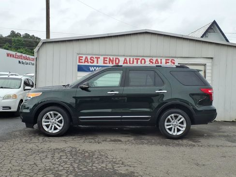 Used 2013 Ford Explorer XLT AWD/4WD image 2