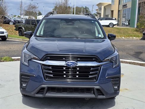 Used 2024 Subaru Ascent Limited w/ Technology Package image 2