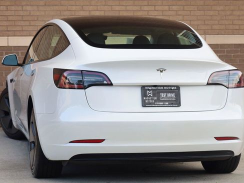 Used 2023 Tesla Model 3 Standard Range RWD image 11