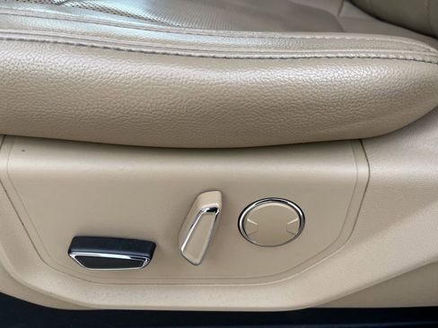 Used 2018 Ford F150 Lariat w/ FX4 Off-Road Package image 9